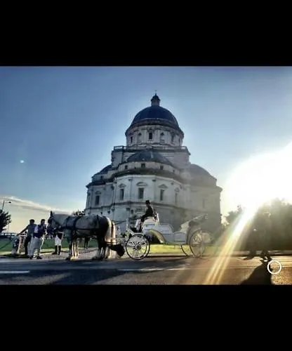 Bed & Breakfast La Maison Todi